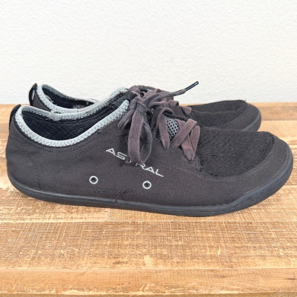 Astral Loyak Water Shoes Mens 10 Black Minimalist Kayak Boat Sneakers